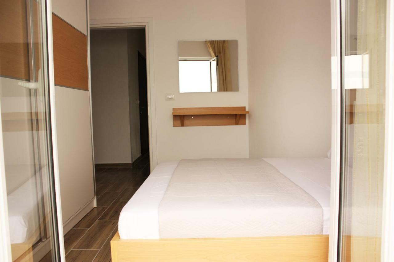 Alexandra'S Apartments Σαράντα Εξωτερικό φωτογραφία
