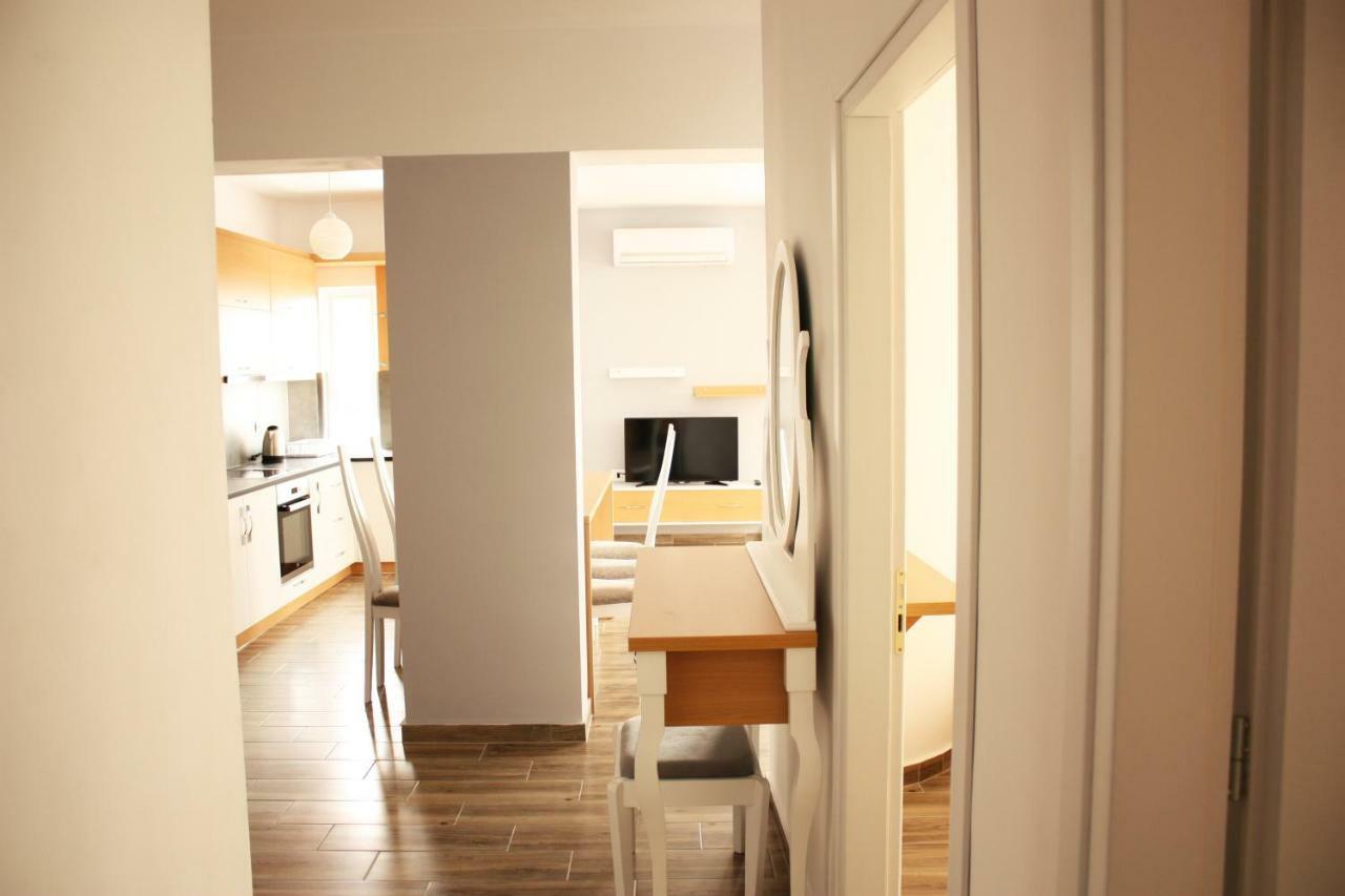Alexandra'S Apartments Σαράντα Εξωτερικό φωτογραφία