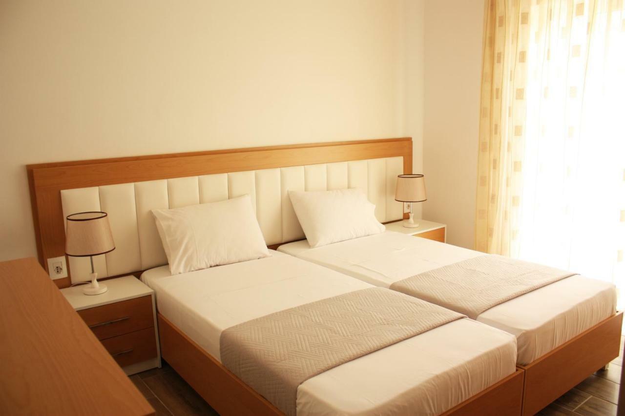 Alexandra'S Apartments Σαράντα Εξωτερικό φωτογραφία
