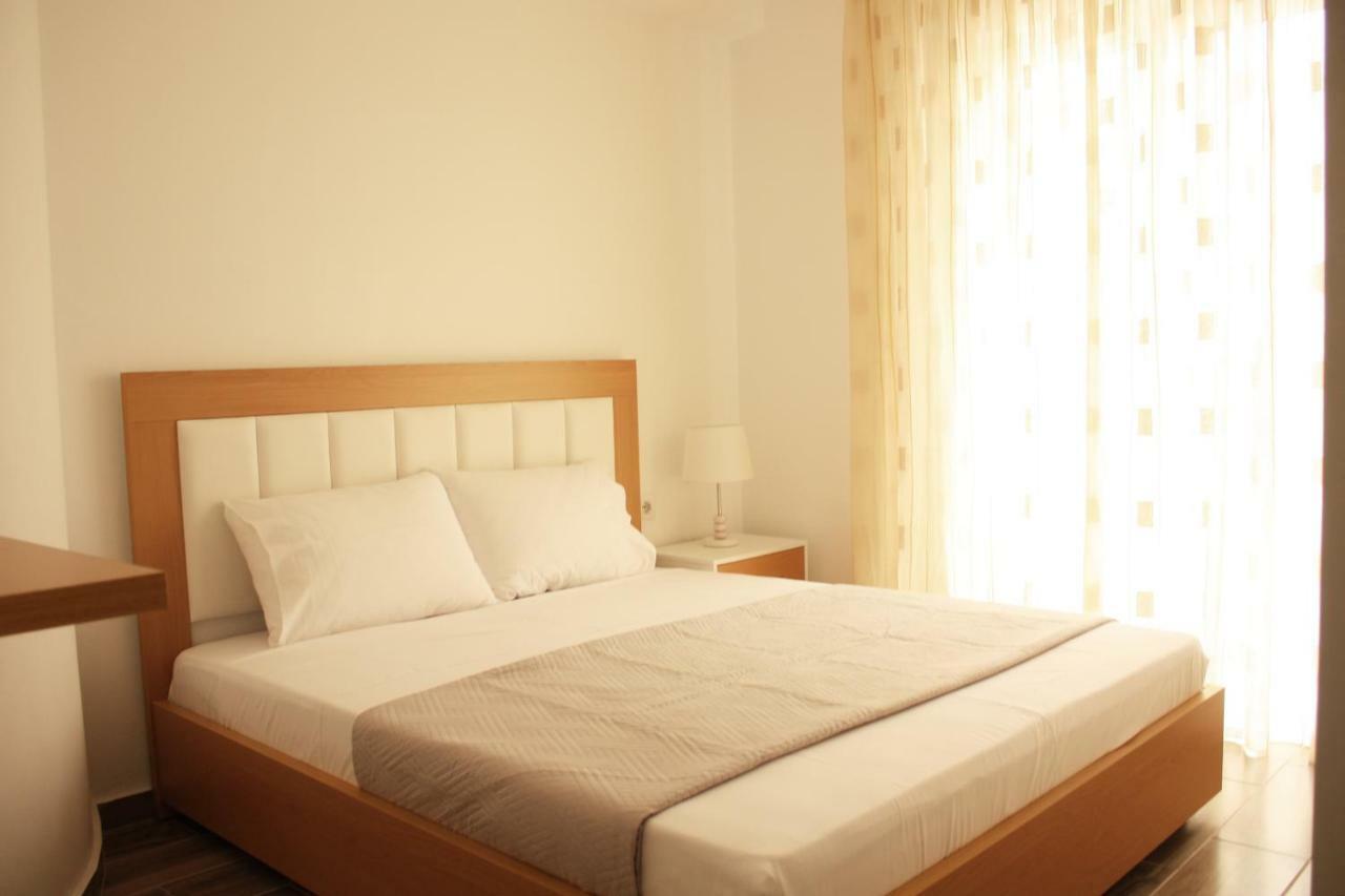Alexandra'S Apartments Σαράντα Εξωτερικό φωτογραφία