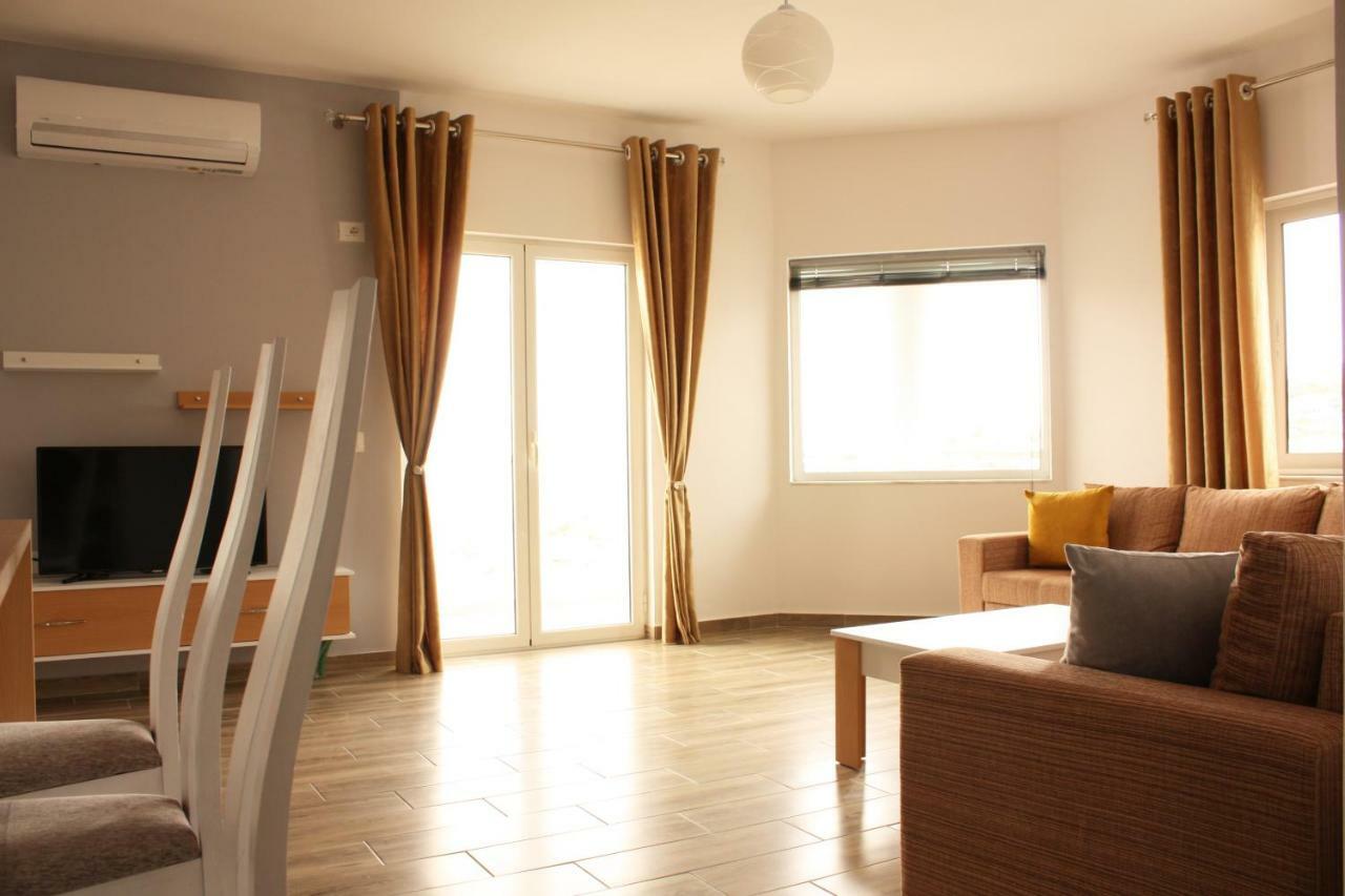 Alexandra'S Apartments Σαράντα Εξωτερικό φωτογραφία