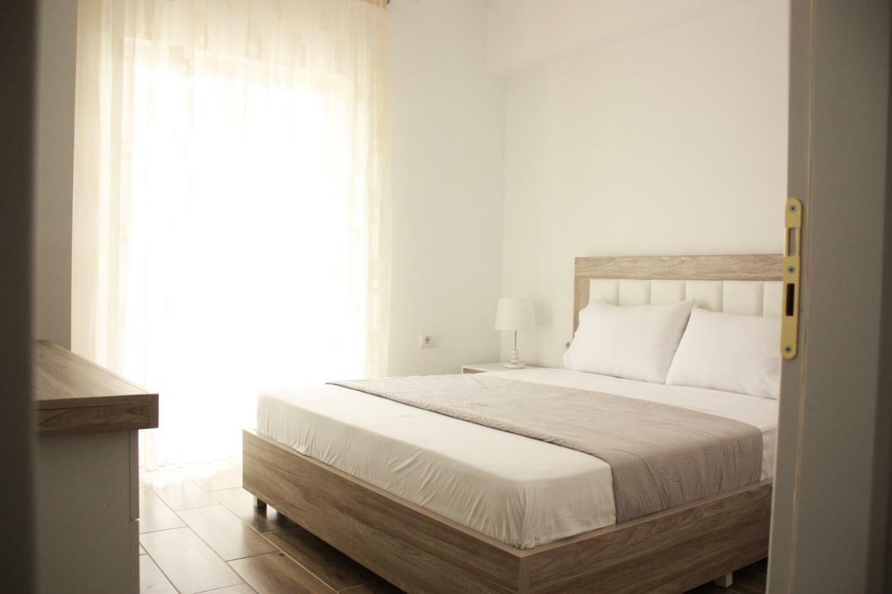 Alexandra'S Apartments Σαράντα Εξωτερικό φωτογραφία