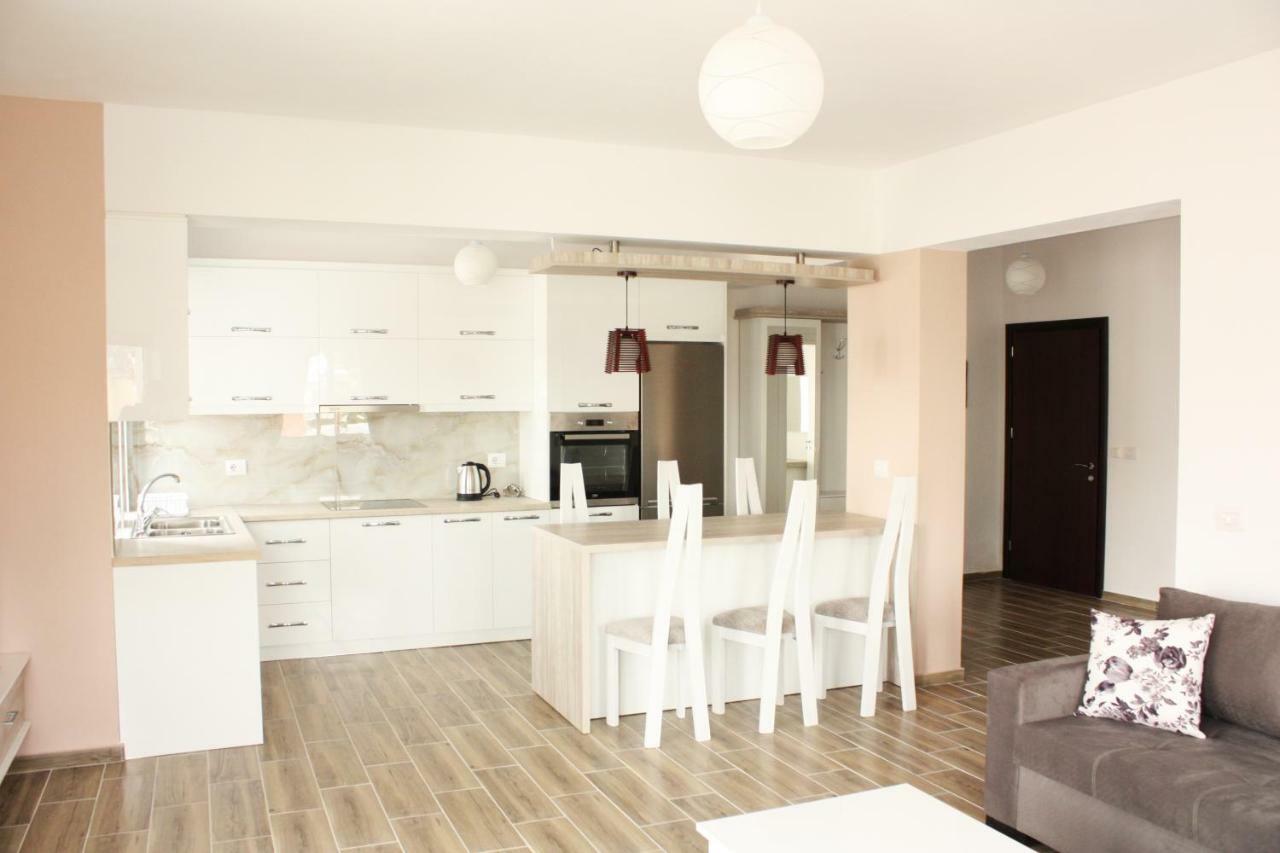 Alexandra'S Apartments Σαράντα Εξωτερικό φωτογραφία